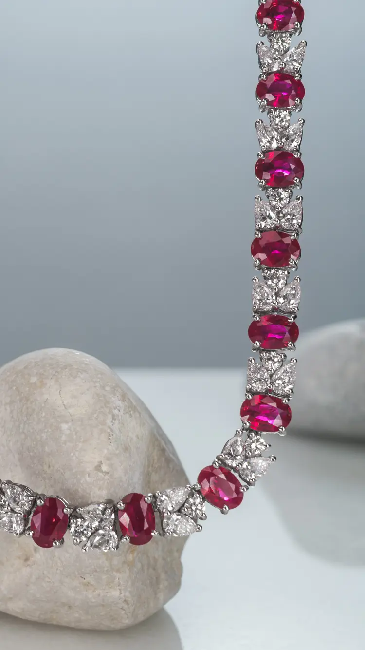 Collares